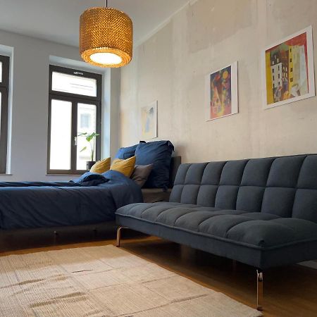 Stilvoller Altbau Mit Balkon - 10 Min To Center Apartment Leipzig Bagian luar foto