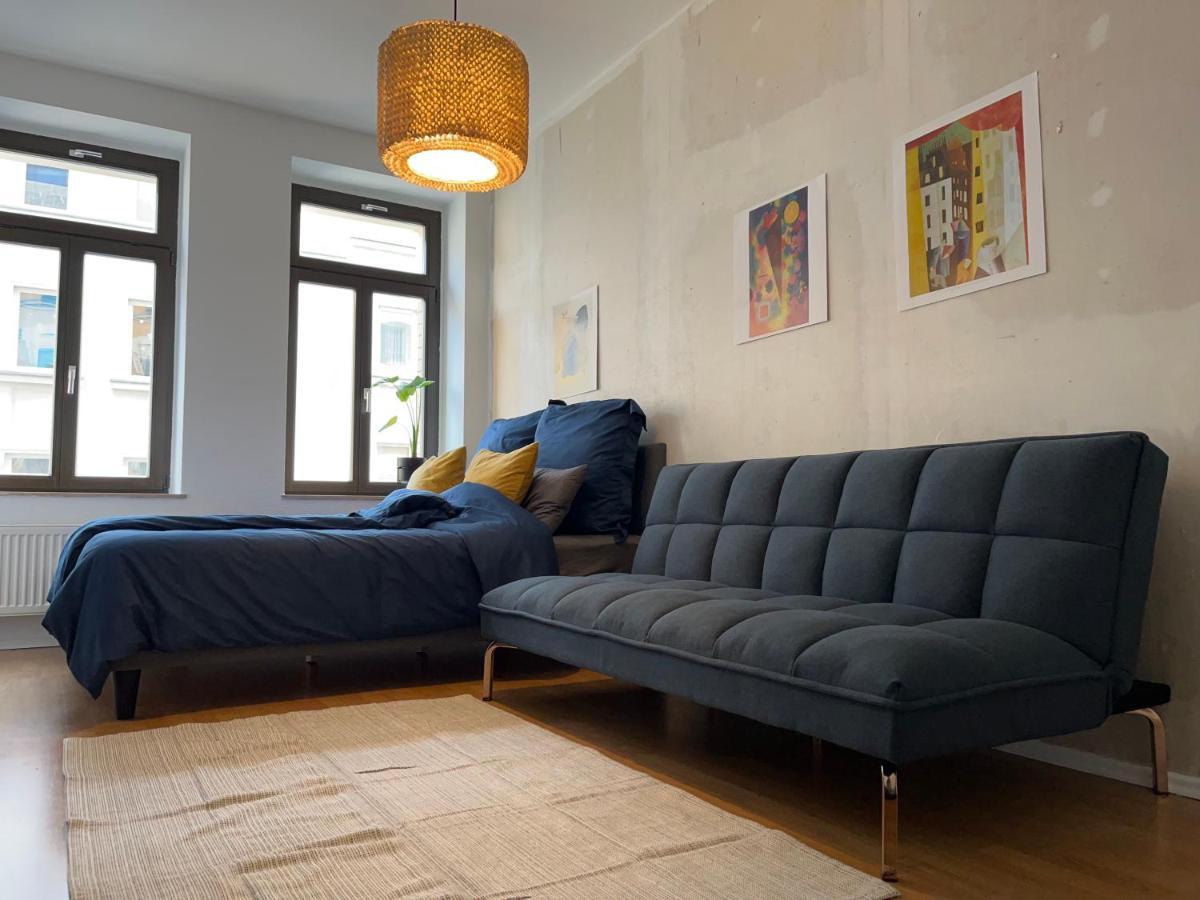 Stilvoller Altbau Mit Balkon - 10 Min To Center Apartment Leipzig Bagian luar foto